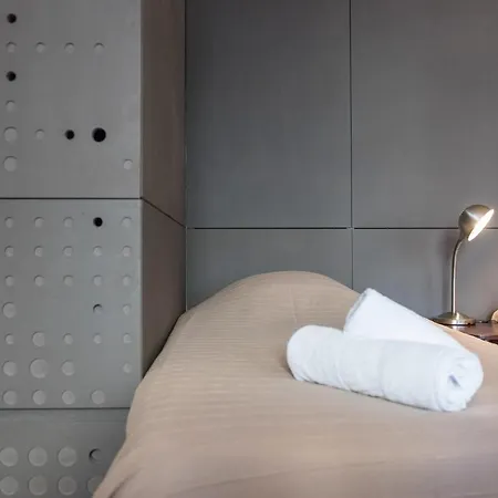 Guestready - Loios Cube Top Of The Ice Cream Apartment Porto